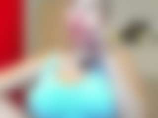 Live cam show with DangerSimona - Double Penetration on livesexfox.com