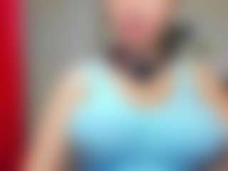 Live cam show with HornyyGoddess - Double Penetration on CSO-WL