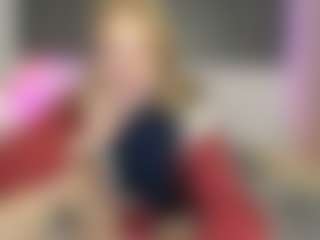 Live cam show with florawinx - Dildo on Mixed Magazine Live