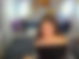 Live cam show with Ilze-Ozolina1 - Skinny on Camsoda