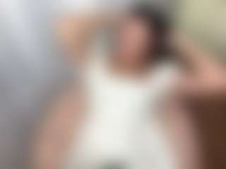 Live cam show with Ely - Anal Curvy on madthumbs