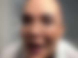 Ely's Live Sex Cam Show