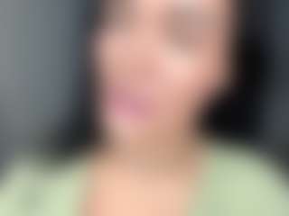 Ely's Live Sex Cam Show
