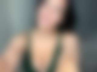 Ely's Live Sex Cam Show