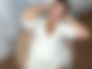 Live cam show with Ely - Erotic Dance on camtv