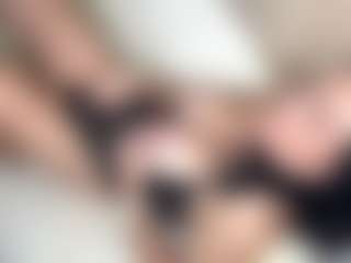 Ely's Live Sex Cam Show