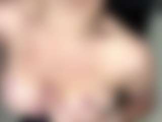 Ely's Live Sex Cam Show