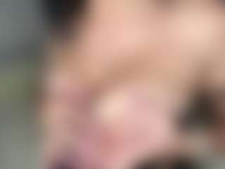 Ely's Live Sex Cam Show