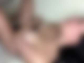 Ely's Live Sex Cam Show