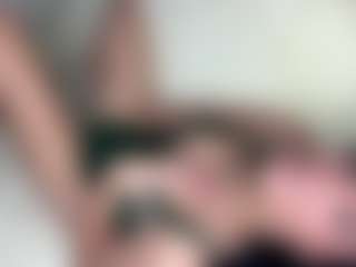 Ely's Live Sex Cam Show