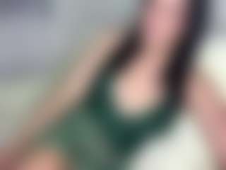 Ely's Live Sex Cam Show