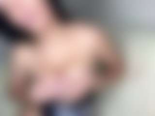 Ely's Live Sex Cam Show