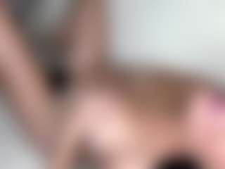 Ely's Live Sex Cam Show