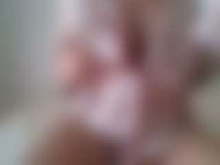 uwerashams's Live Sex Cam Show