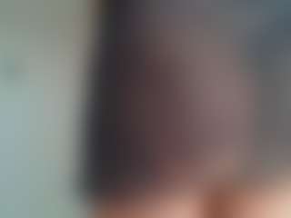 uwerashams's Live Sex Cam Show
