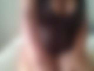 uwerashams's Live Sex Cam Show