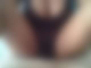 uwerashams's Live Sex Cam Show
