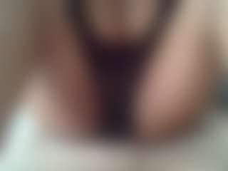 uwerashams's Live Sex Cam Show