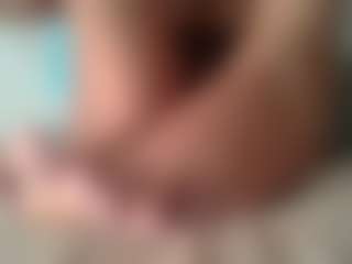 uwerashams's Live Sex Cam Show