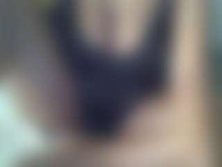 uwerashams's Live Sex Cam Show