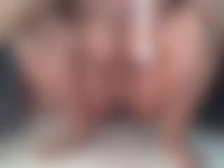 uwerashams's Live Sex Cam Show