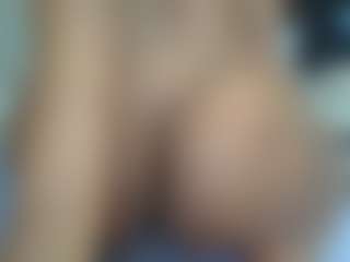 uwerashams's Live Sex Cam Show