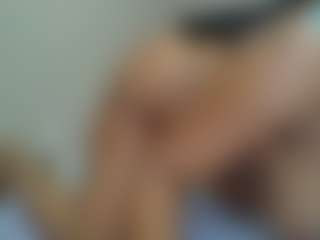 uwerashams's Live Sex Cam Show