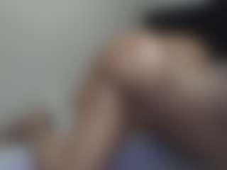 uwerashams's Live Sex Cam Show