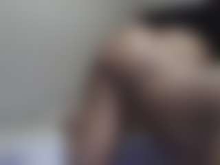 uwerashams's Live Sex Cam Show