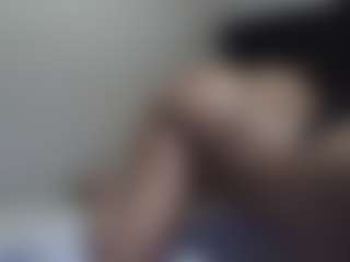 uwerashams's Live Sex Cam Show
