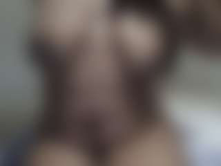 uwerashams's Live Sex Cam Show