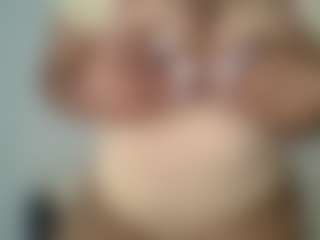 Live cam show with uwerashams - Anal Toys on TastyBlacksLive