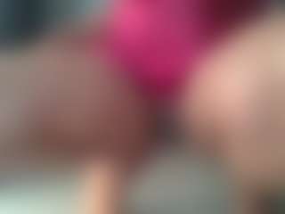 uwerashams's Live Sex Cam Show