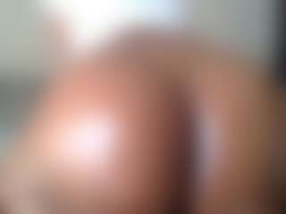 Live cam show with uwerashams - BBW on TeamSkeetLive