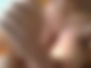 uwerashams's Live Sex Cam Show