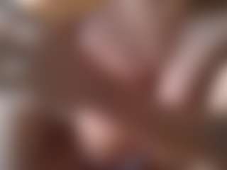 uwerashams's Live Sex Cam Show