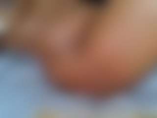 uwerashams's Live Sex Cam Show