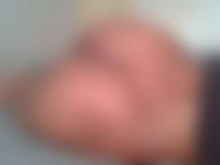 uwerashams's Live Sex Cam Show