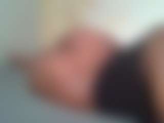 uwerashams's Live Sex Cam Show