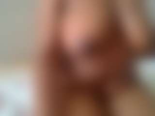 uwerashams's Live Sex Cam Show