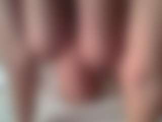 uwerashams's Live Sex Cam Show