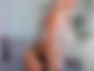 Live cam show with ValeriFoxy - Big Tits MILF on AdultVida.com
