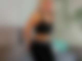 ValeriFoxy's Live Sex Cam Show