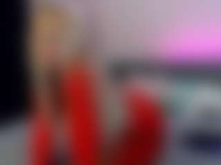 Live cam show with ValeriFoxy - Petite MILF on StripNow