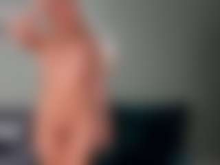 Pokaz na żywo z ValeriFoxy - Blonde Hair Dildo na Camsoda