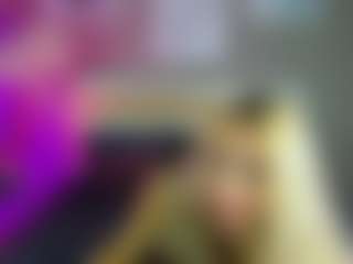 Live cam show with ValeriFoxy - Moaning on livesuperchat.net