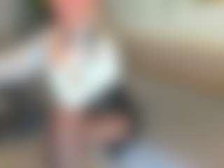 Live cam show with ValeriFoxy - Moaning on xDating