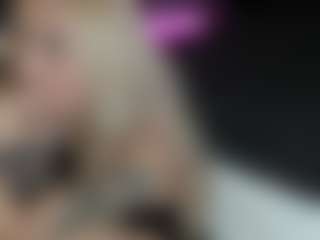 Live cam show with ValeriFoxy - Middle Aged on liverealitysex.com