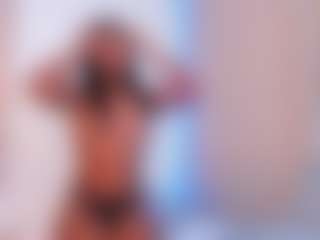 Ariaa-Rose1's Live Sex Cam Show