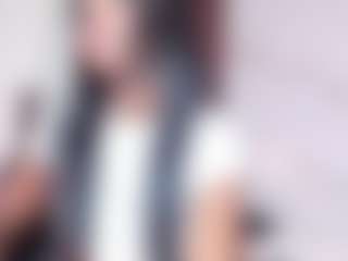 Ariaa-Rose1's Live Sex Cam Show